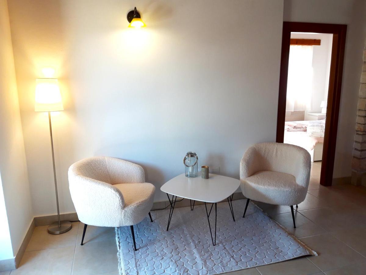 Villa Luksa 그로즈냔 외부 사진